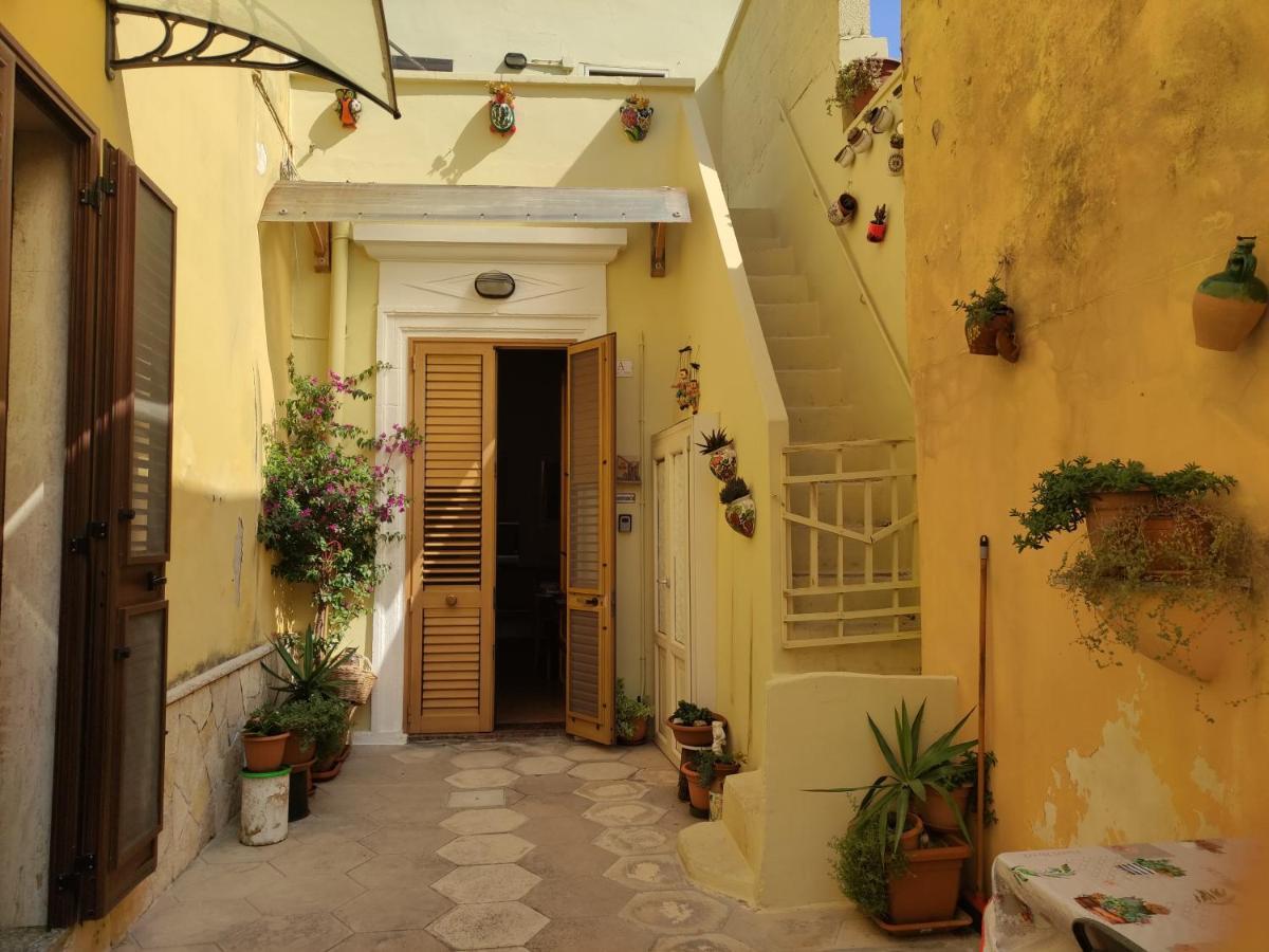 La Casa Di Giu Salento Villa Surbo Eksteriør bilde